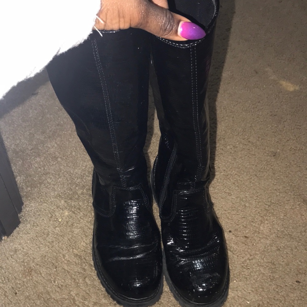 Winter boots